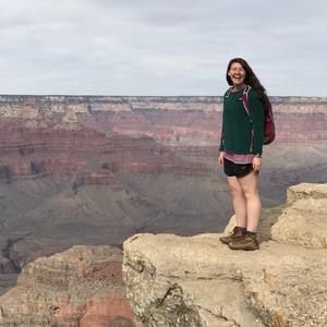 Meet your Posher, Alissa